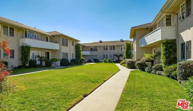 Foto del edificio - 5012 Clinton St