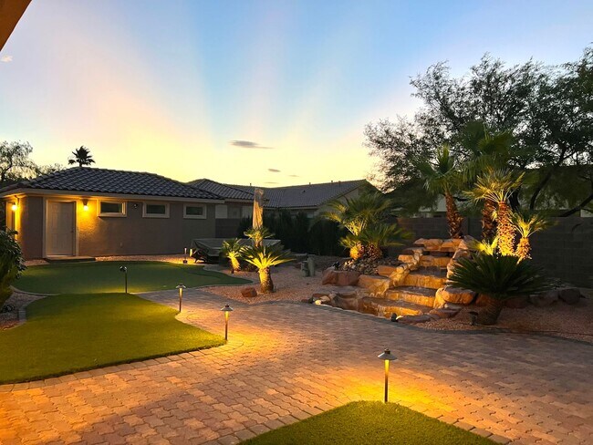Building Photo - WINDHAM HILLS STUNNING BEAUTY!