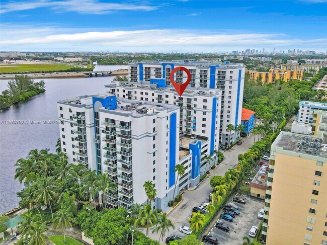 Foto del edificio - 5091 NW 7th St