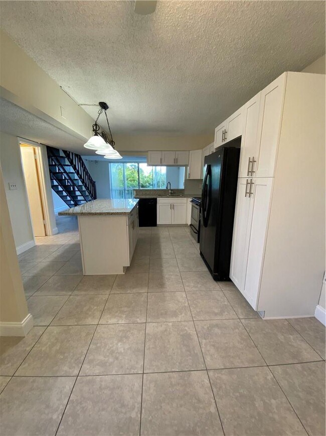 8401 W Sample Rd Unit 18, Coral Springs, FL 33065 Condo for Rent in Coral Springs, FL