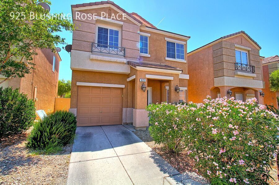 Primary Photo - 925 Blushing Rose Pl