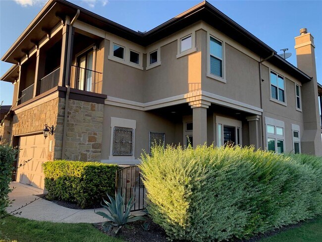 Building Photo - 133 ANTONIO Way