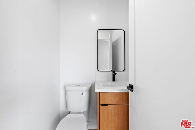 Foto del edificio - 4714 W 17th St