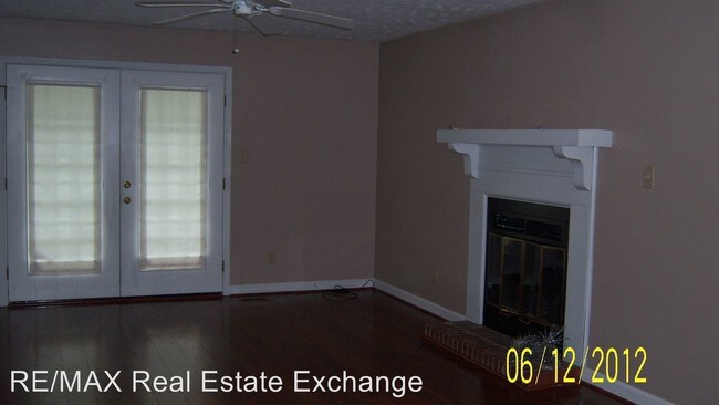 Foto del edificio - 2 br, 2 bath House - 4851 Pinedale Blvd