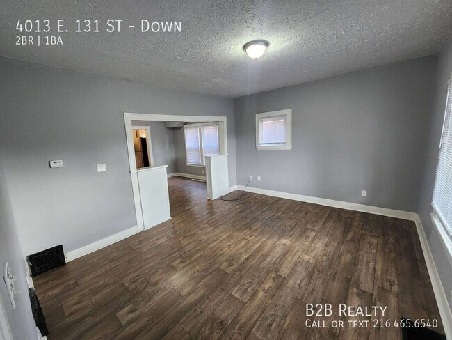 Foto del edificio - 4013 E. 131 ST-Down