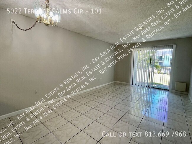 Building Photo - 5022 Terrace Palms Cir