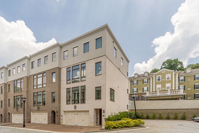 Foto del edificio - 4 br, 4.5 bath Townhome - 749 Lenox Lane