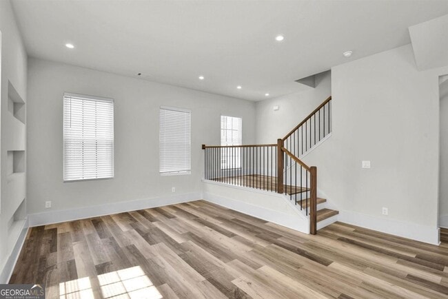 Foto del edificio - 3165 Dogwood Dr