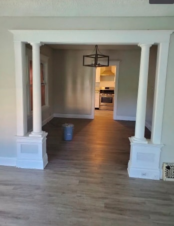 Building Photo - 902 Prospect Ave