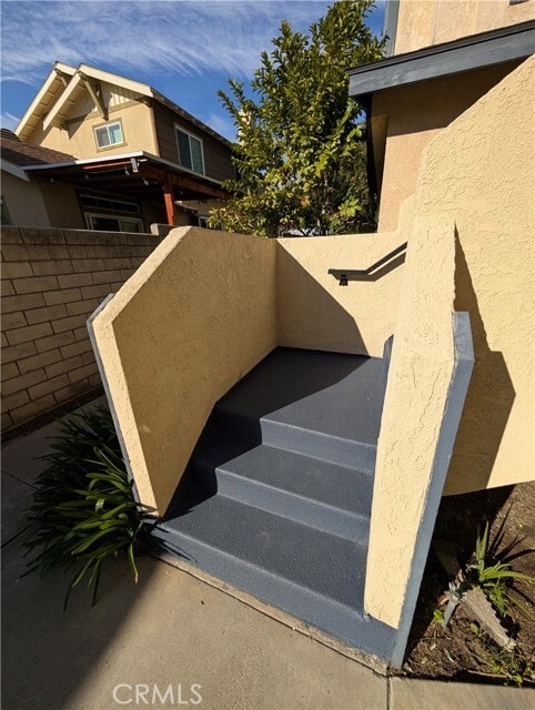 Foto del edificio - 527 E Colorado Blvd