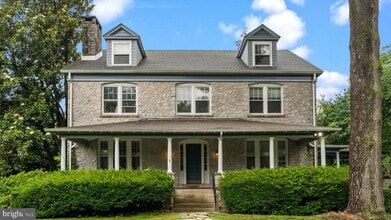 Building Photo - 147 S Delaware Ave