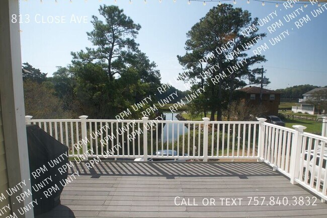 Foto del edificio - 813 Close Ave