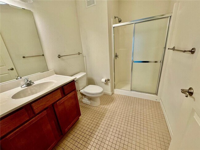 Foto del edificio - 619 SE 8th St