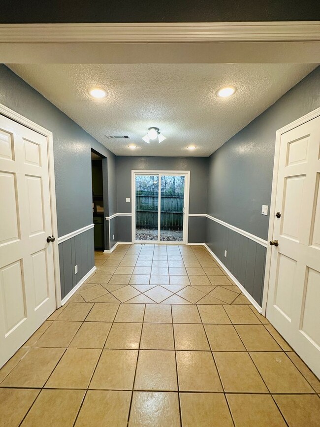 Building Photo - 1227/1229 S 17th St.