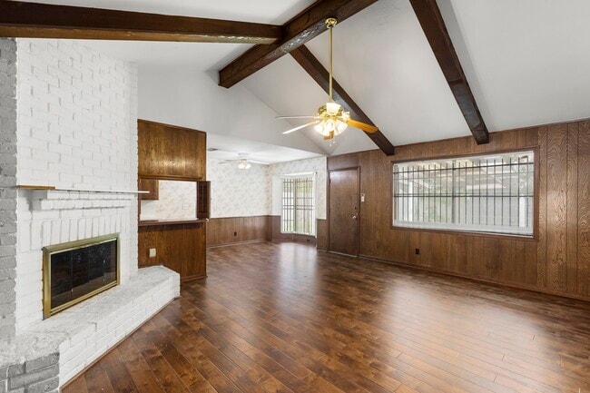 Building Photo - 9106 Sharpview Dr