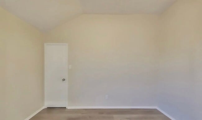 Foto del edificio - Welcome Home: Beautiful 4-Bedroom Single-Family Gem