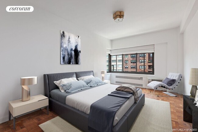 Foto del edificio - 715 Park Ave