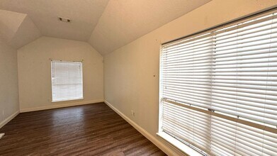 Building Photo - 6422 Diamond Rock Dr