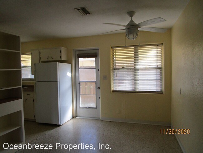 Building Photo - 2 br, 1.5 bath House - 401 S Pine Street