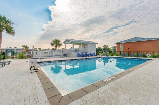 Foto del edificio - 4000 Gulf Terrace Dr