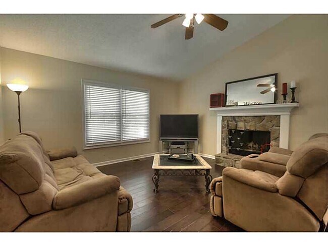 Foto del edificio - 2406 Jim Owens Ln NW