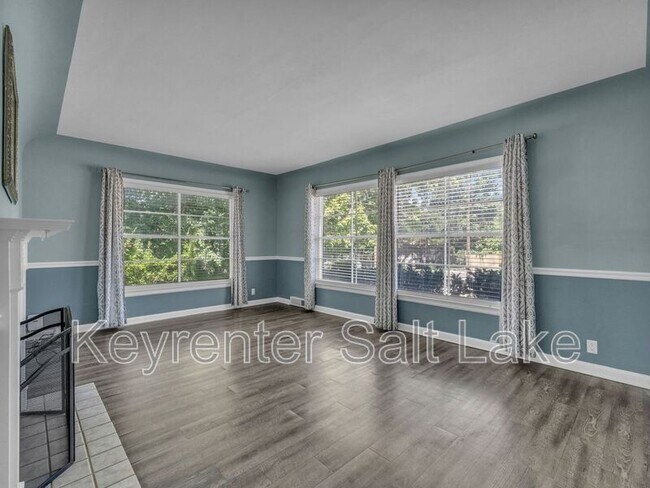 Foto del edificio - 3956 S 4800 W
