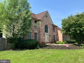 Building Photo - 17500 Jacobs Ct