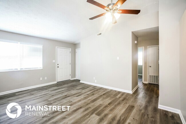 Building Photo - 3546 Valley Lake Dr