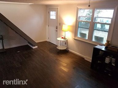 Foto del edificio - 3 br, 1 bath House - 6538 Wellington Dr