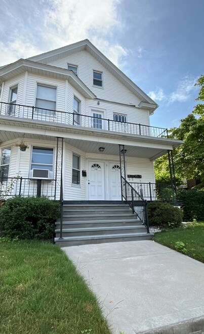 Building Photo - 781 Academy Ave