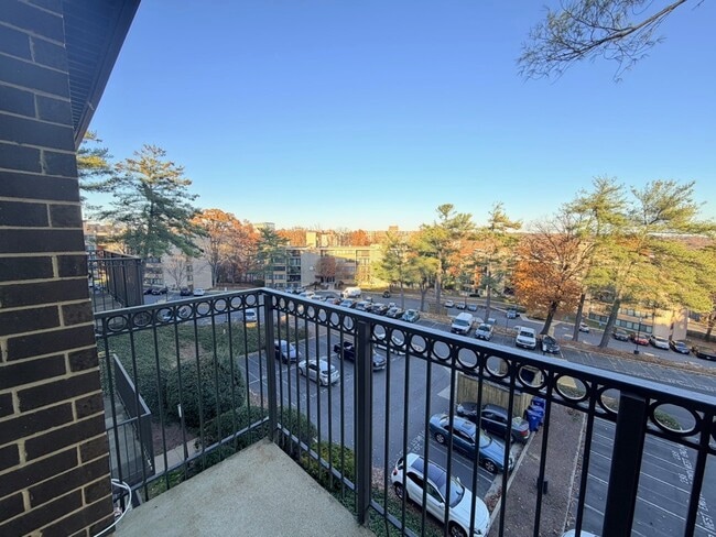 Foto del edificio - 75 S Reynolds St