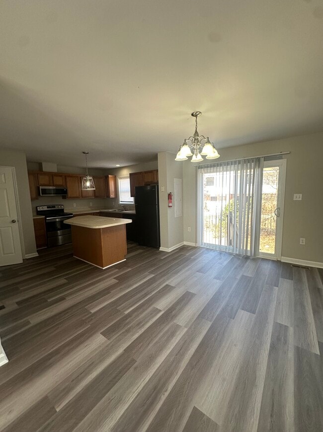 Foto del edificio - 1212 Superior Pointe Pl