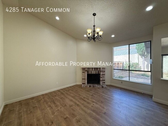 Building Photo - 4285 Tanager Common