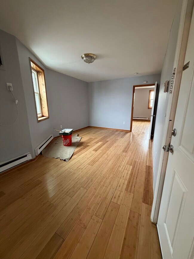 Foto del edificio - 592 N 6th St