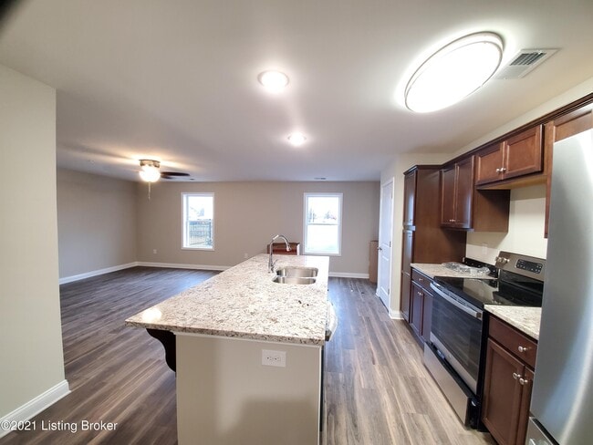 Building Photo - 3500 College Dr