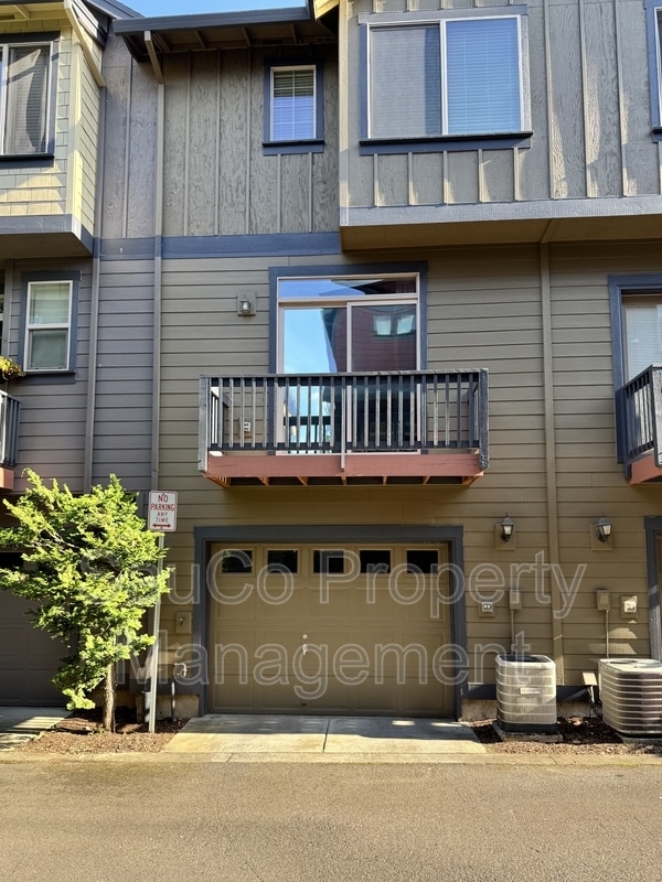 Building Photo - 1444 NE Redspire Ln