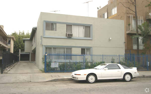 Foto del edificio - 932 Wilcox Ave