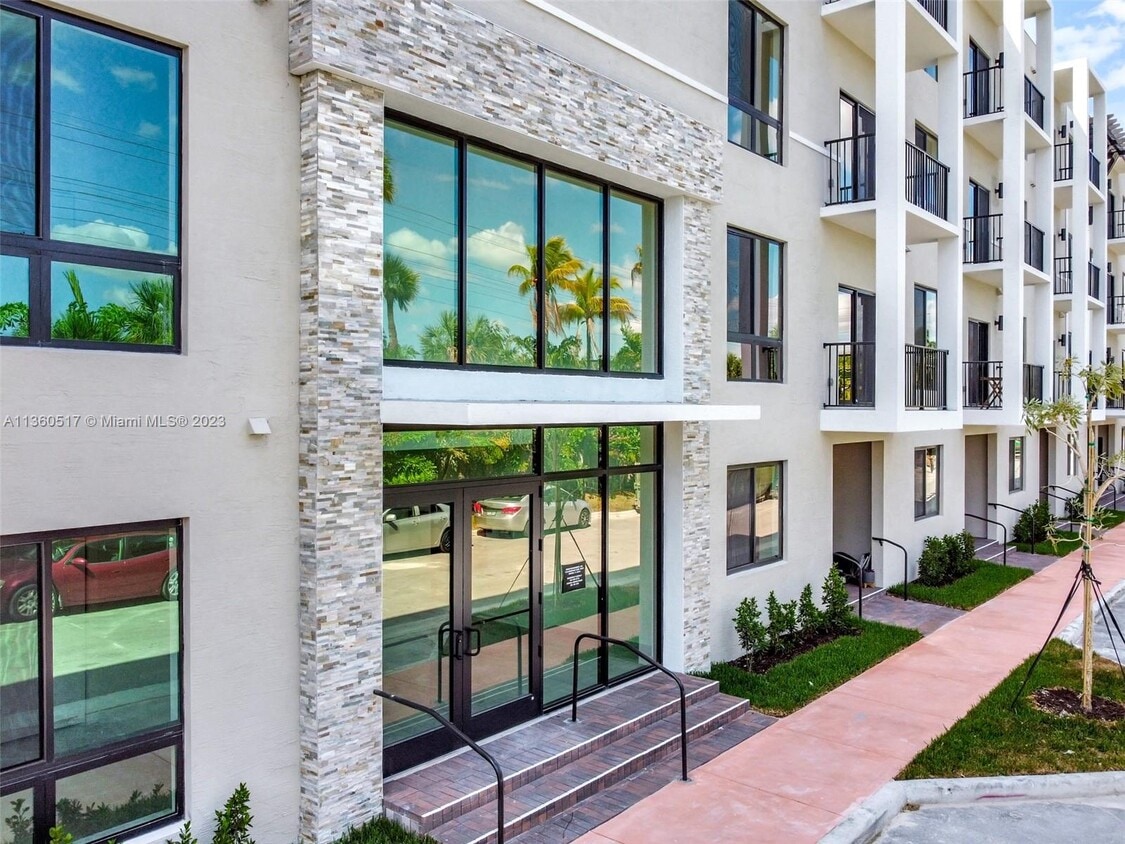 8001 NW 41st St Unit 306, Doral, FL 33166 Condo for Rent in Doral, FL