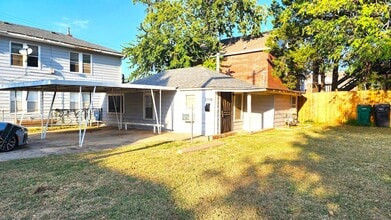 Building Photo - 2308 N Francis Ave