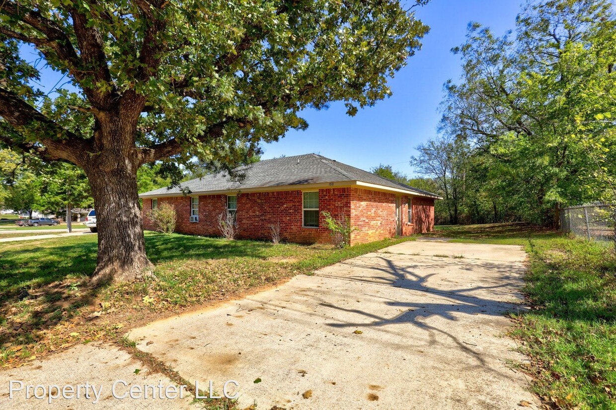 Primary Photo - 2 br, 1 bath House - 1010 Carter St SE #B