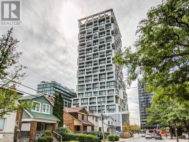 Photo du bâtiment - 5 Soudan Ave