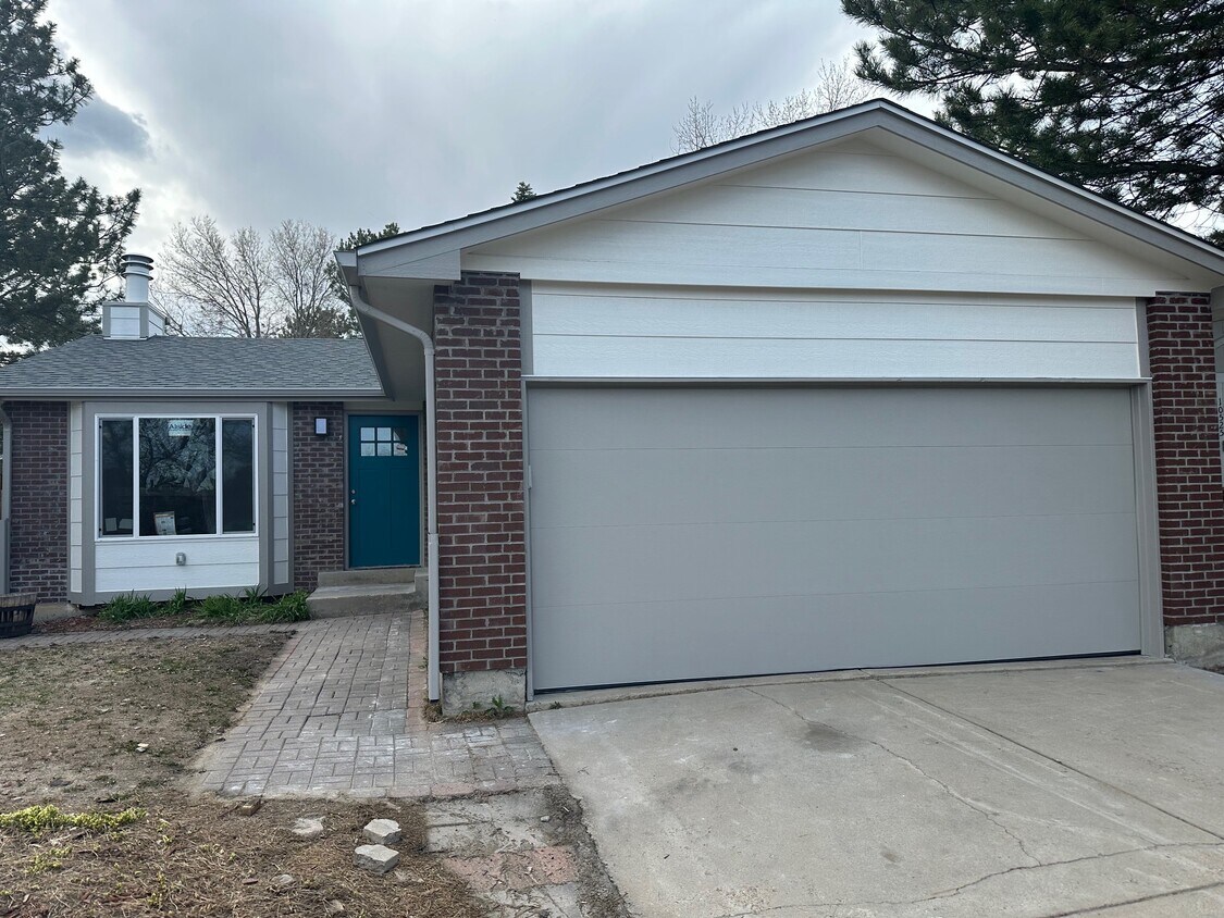 Foto principal - 10521 Garrison St