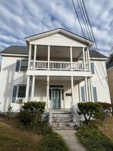 Building Photo - 403 W Hampton Ave