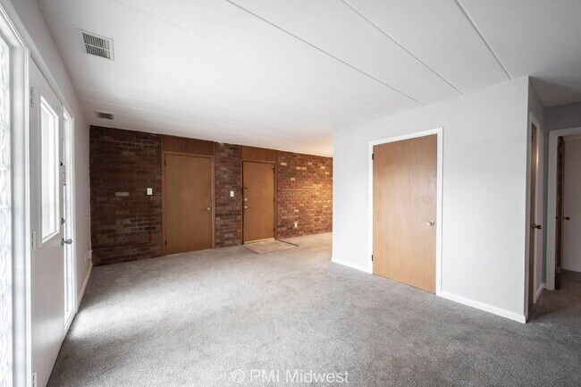 Foto del edificio - "Charming 1-Bedroom Retreat in Shelbyville...