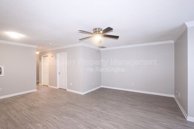 Foto del edificio - 5606 Split Oak Way
