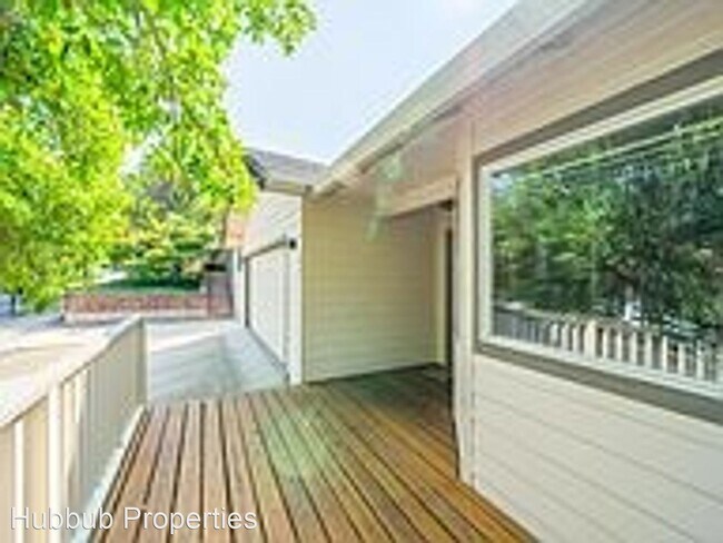 Building Photo - 3 br, 2 bath House - 1582 Olive Ave