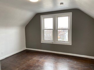 BEDROOM - 556 16th St