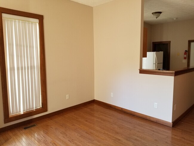 Foto del edificio - 722 W Kirkwood Ave