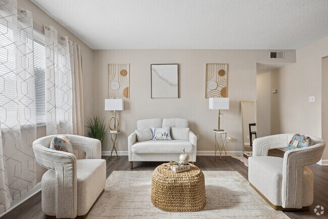 Modelo - 2 habitaciones, 1 baño - 828 pies cuadrados - Sala de estar - Hartwell Cove Apartments