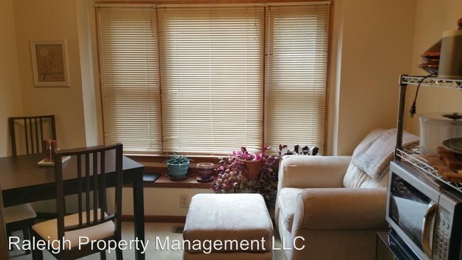 Foto del edificio - 415 Jones Franklin Rd